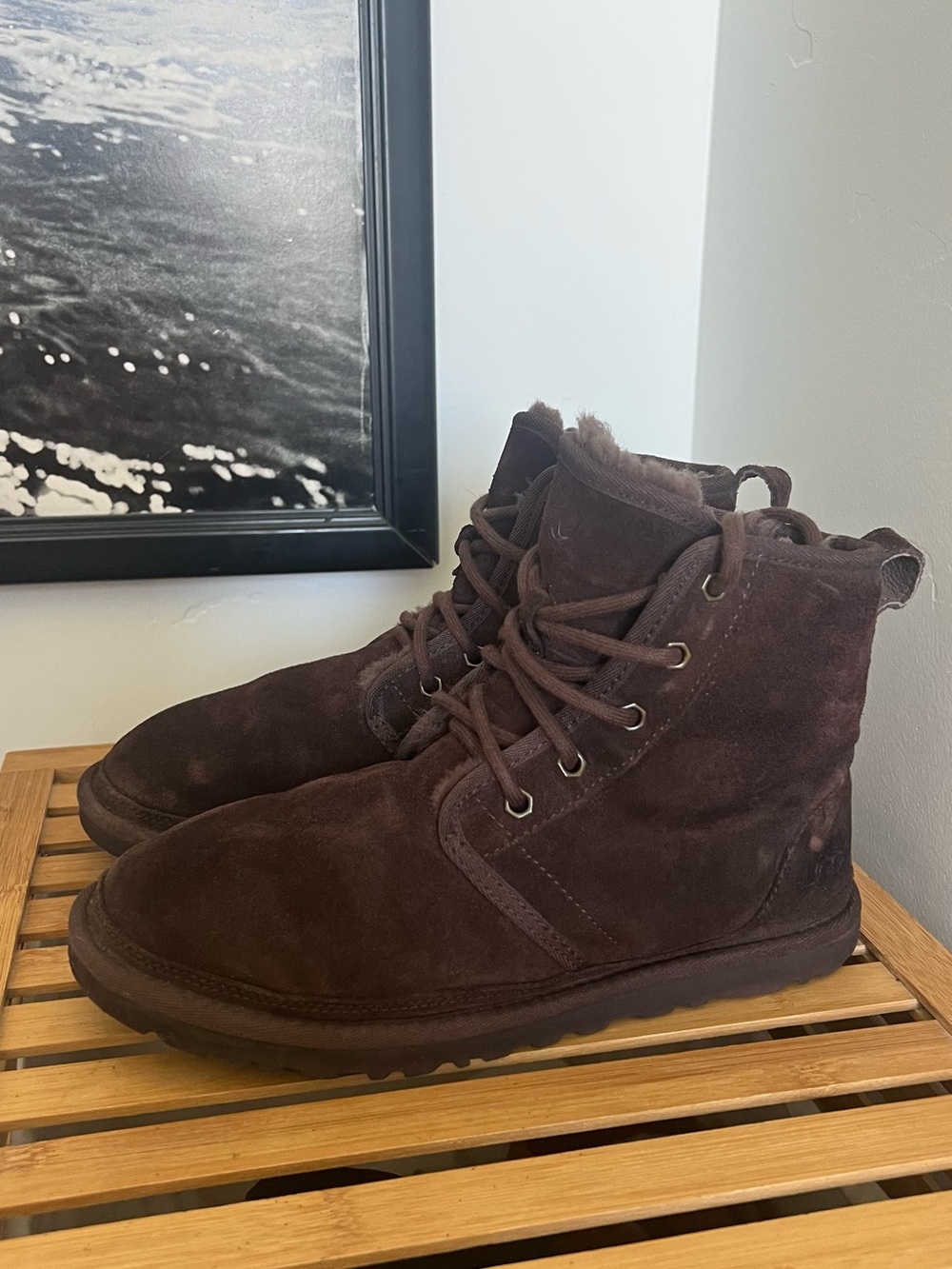 UGG Wonan’s Dark Brown Suede Lace-Up Shearling Boots. Size 7-8
